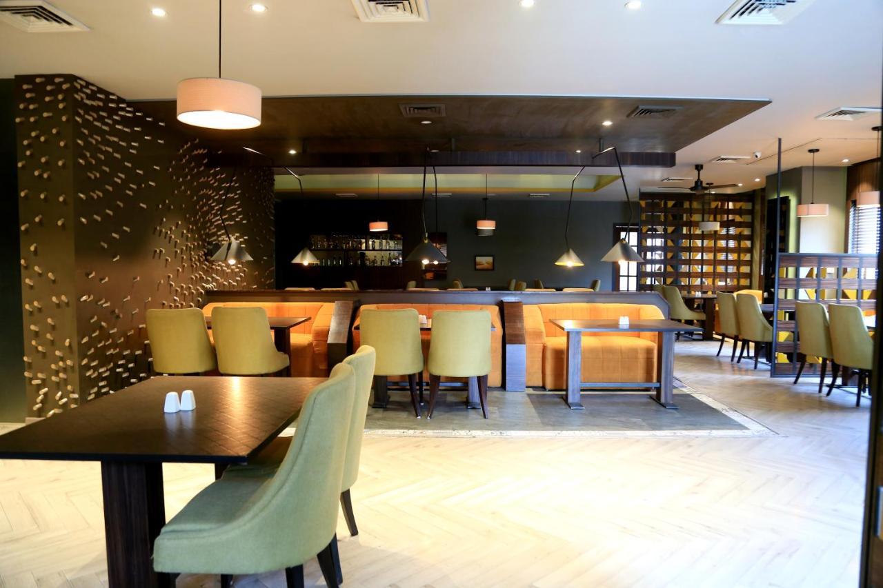 Hotel Rajmahal Moradabad Zewnętrze zdjęcie