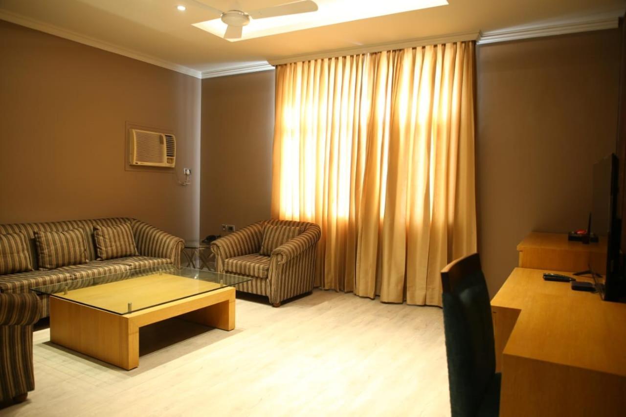 Hotel Rajmahal Moradabad Zewnętrze zdjęcie