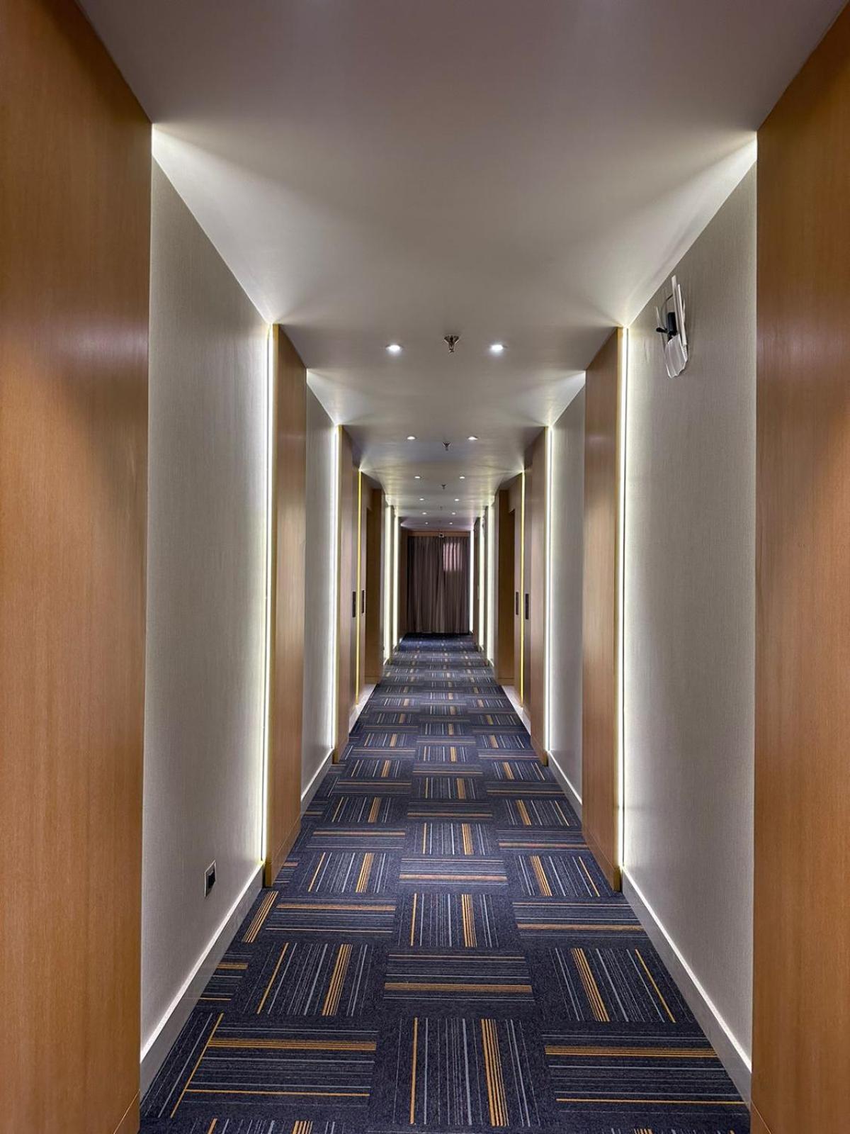 Hotel Rajmahal Moradabad Zewnętrze zdjęcie