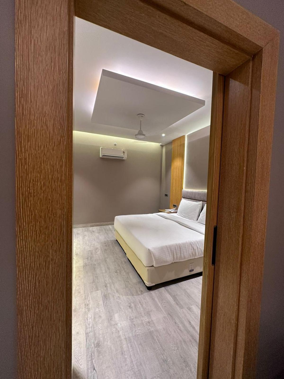 Hotel Rajmahal Moradabad Zewnętrze zdjęcie